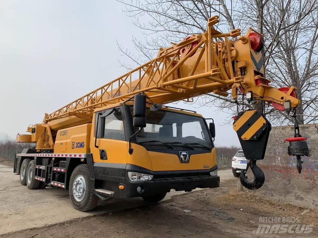XCMG QY25K5-I Żurawie szosowo-terenowe