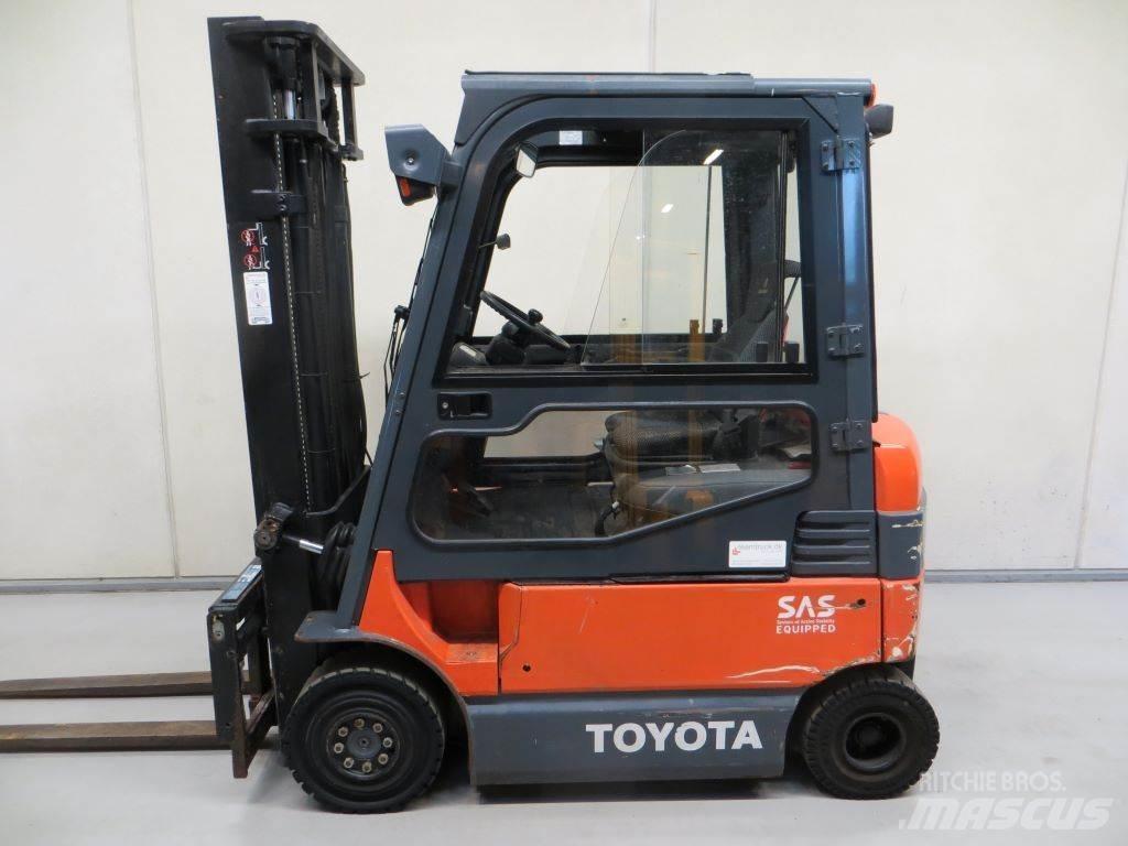 Toyota 7FBMF20 Wózki elektryczne