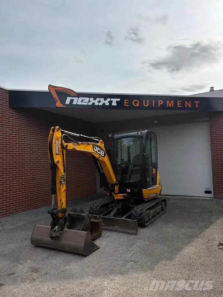 JCB 8026 CTS Minikoparki