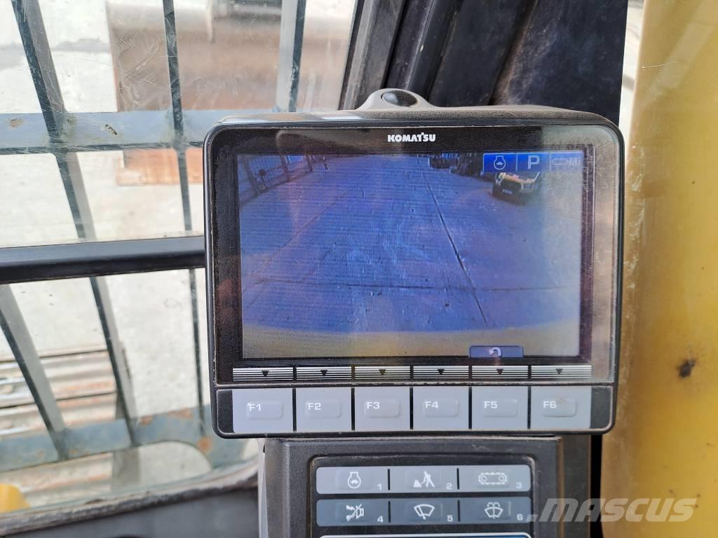 Komatsu HB 215 LC-2 Koparki gąsienicowe