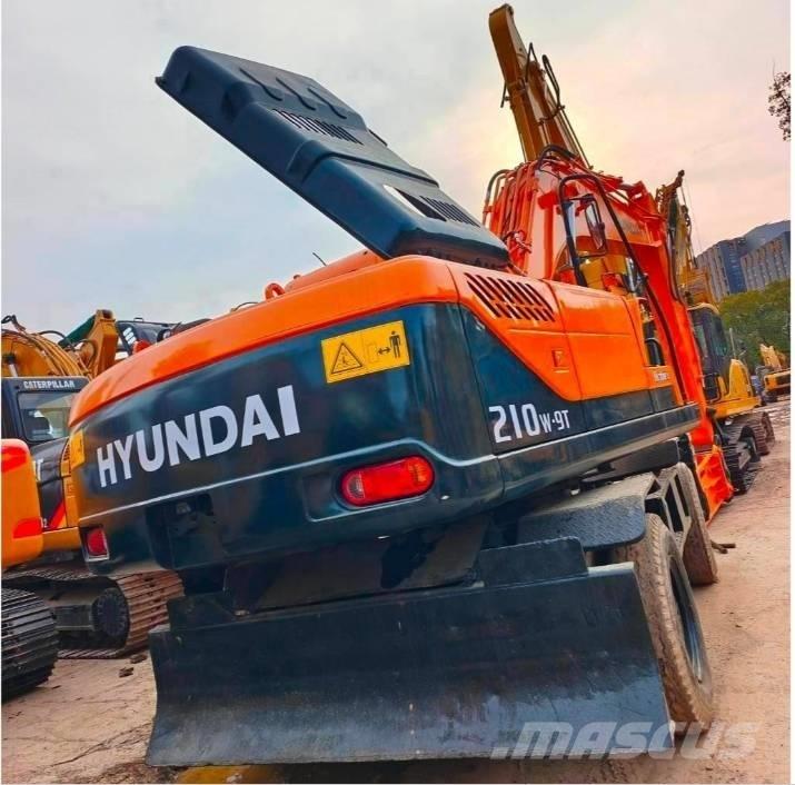 Hyundai 210W-7 Koparki kołowe