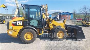 CAT 906 Ładowarki kołowe