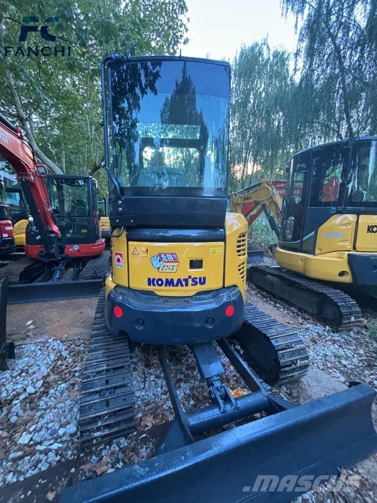 Komatsu PC 35 Minikoparki