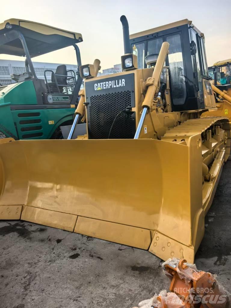 CAT D6G Spycharki gąsienicowe