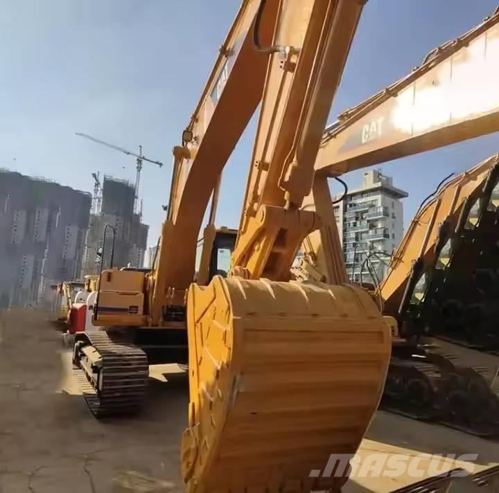 CAT 325 B Koparki gąsienicowe
