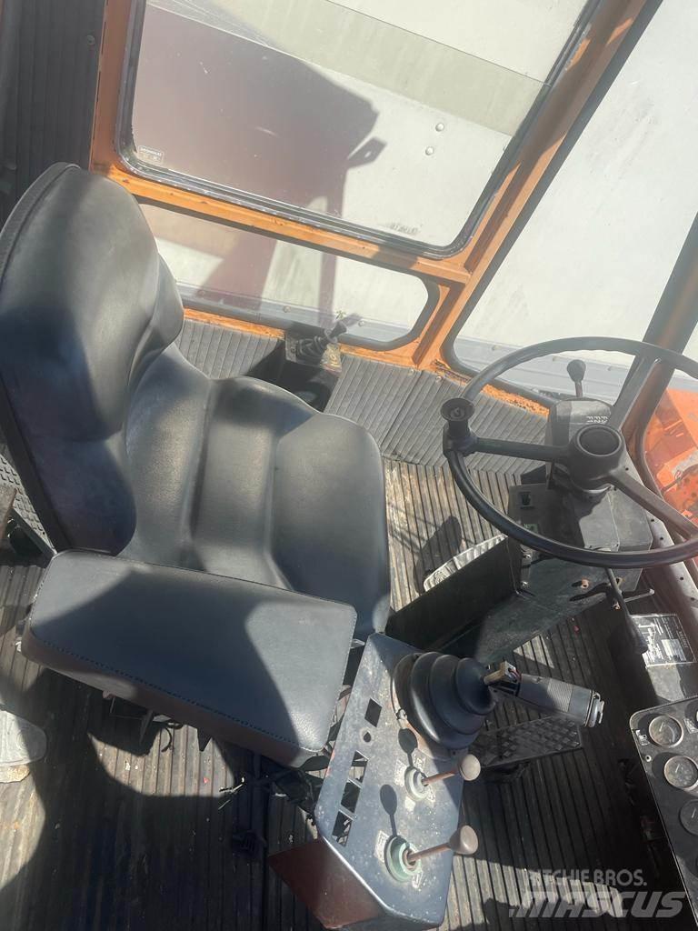 Valmet TD2212 Wózki Diesla