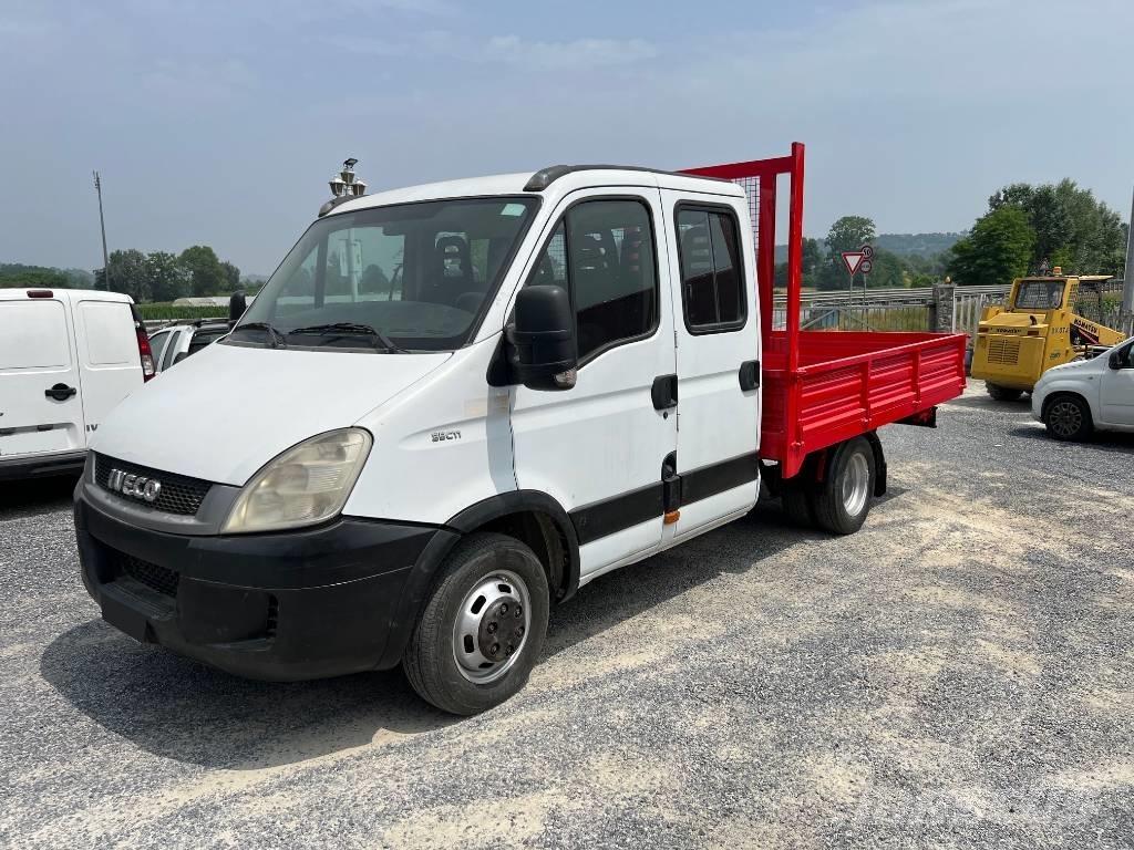 Iveco Daily 35-110 Samochody ciężarowe ze skrzynią zamkniętą