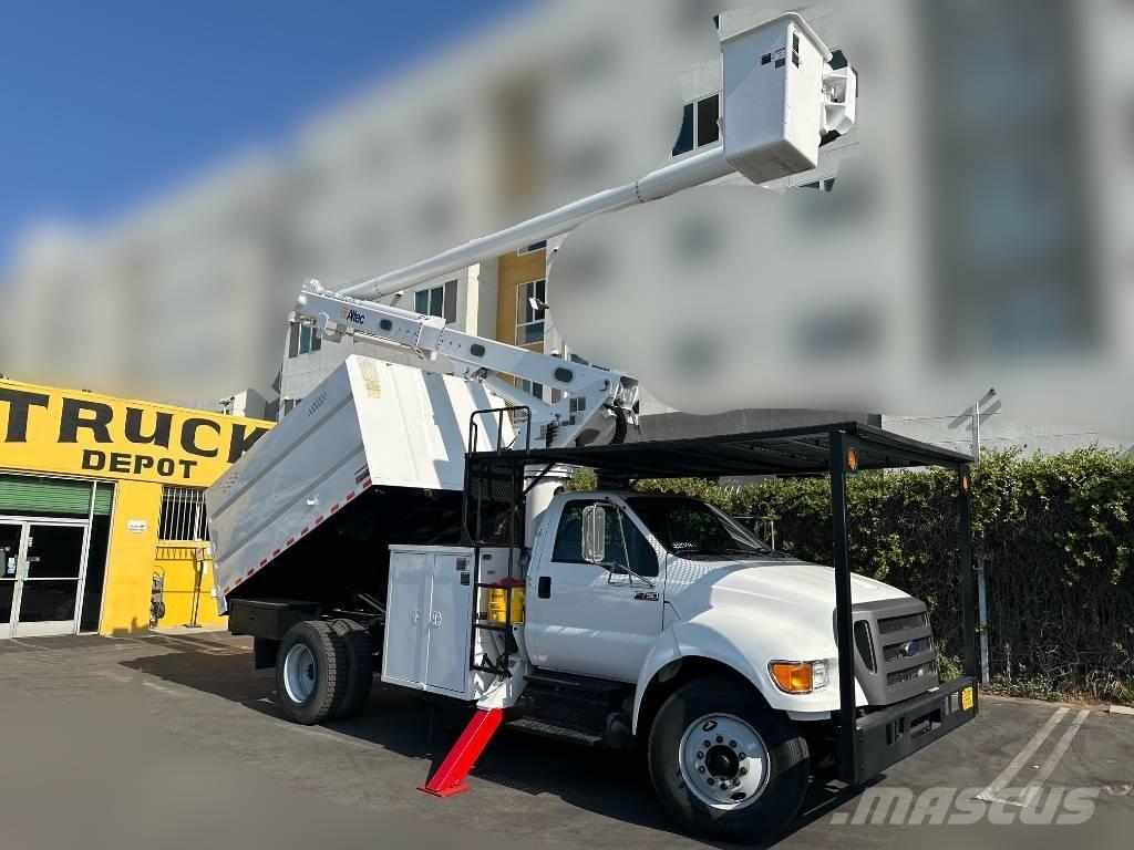 Ford F 750 SD Maszyny rolnicze - Inne