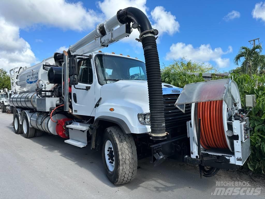 Freightliner 114 SD Kombi / koparki ssące