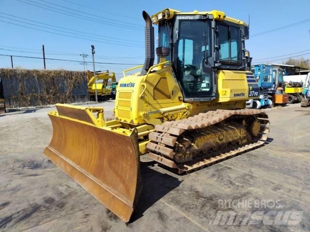 Komatsu D37PX-23 Spycharki gąsienicowe