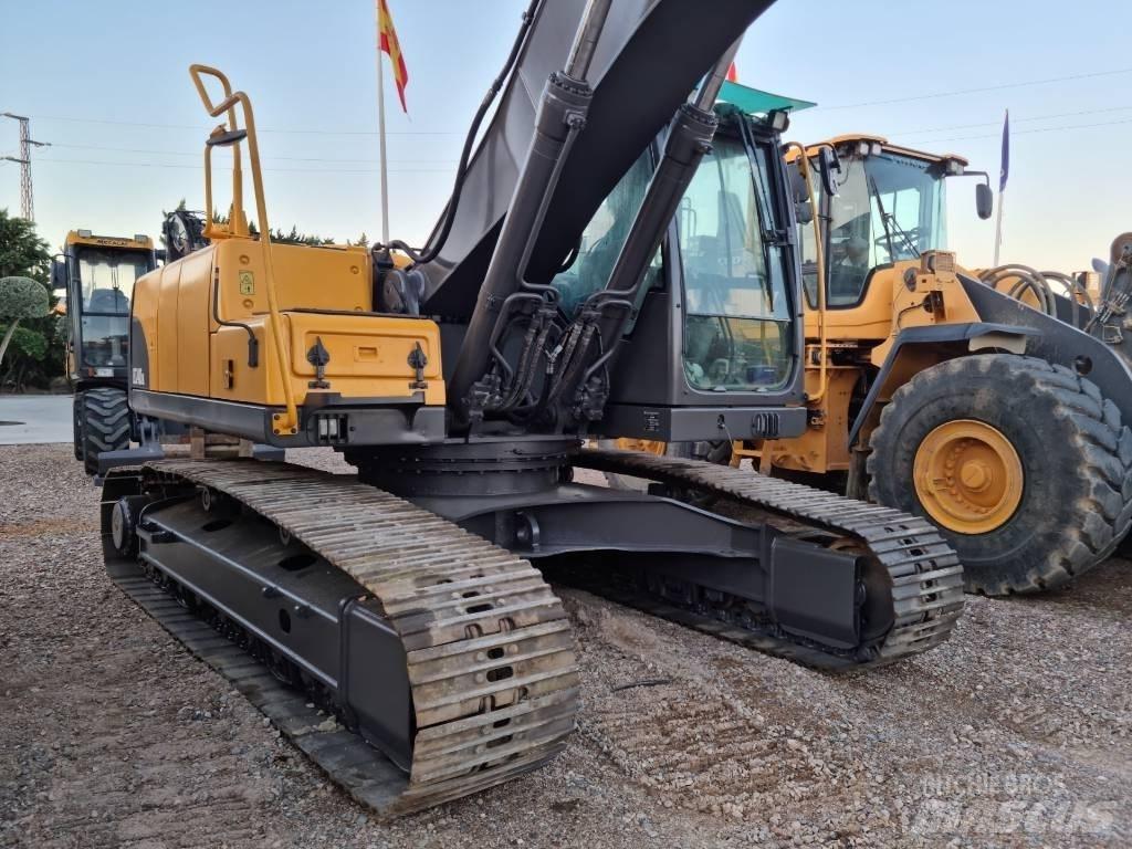 Volvo EC 240 C Koparki gąsienicowe