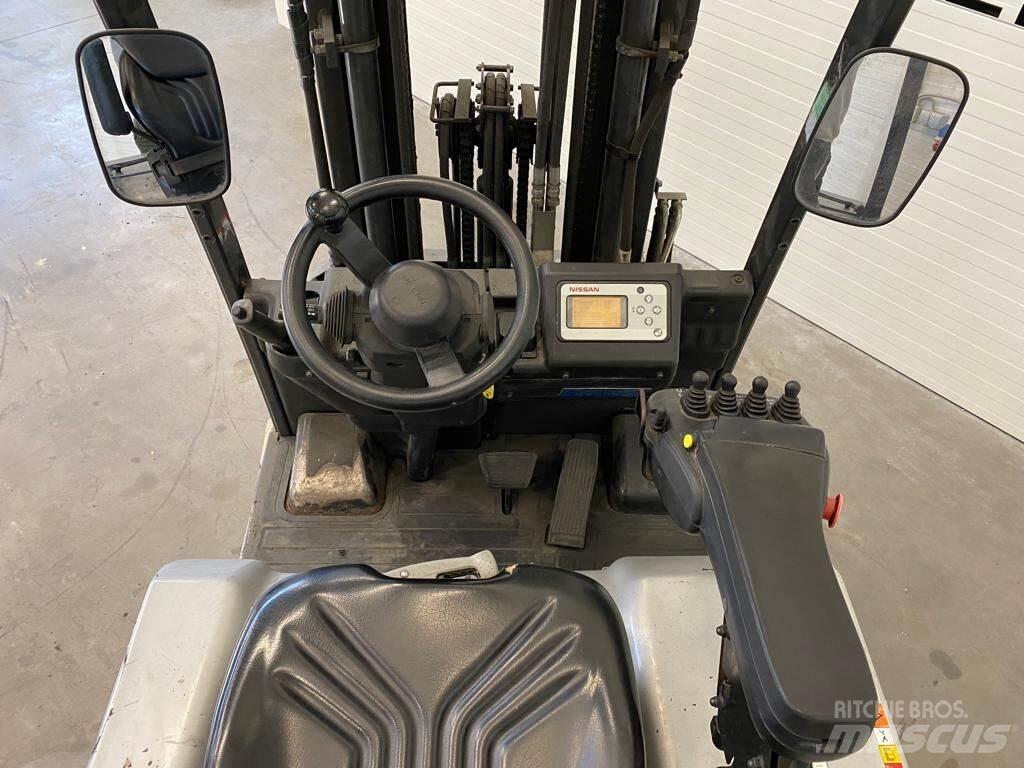 Nissan G1N1L20Q Wózki elektryczne