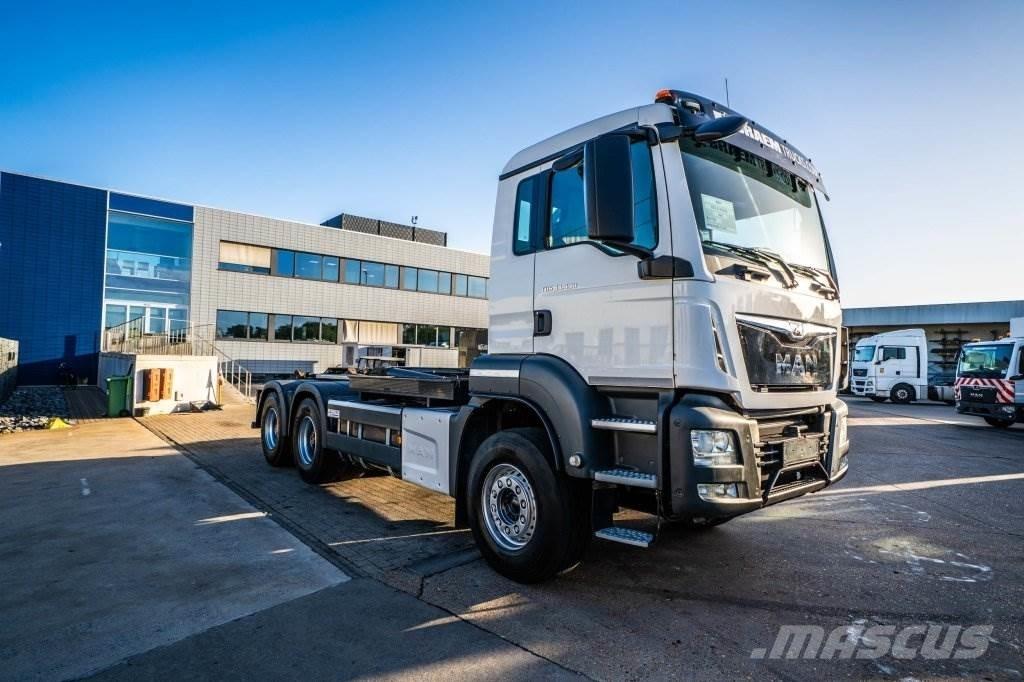 MAN TGS 33.430 BL Hakowce
