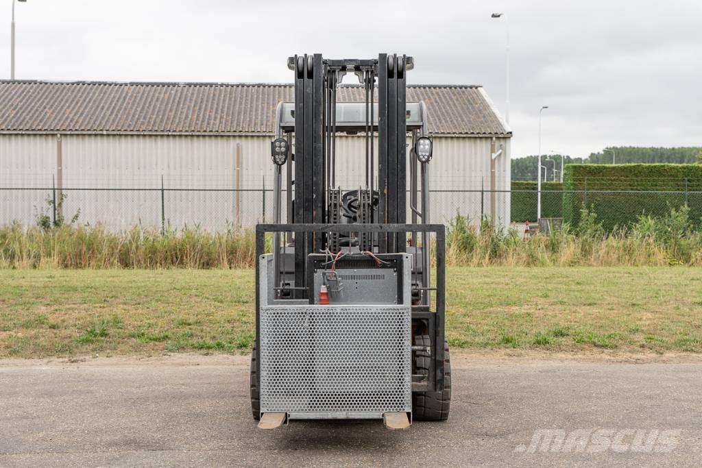 Manitou ME 435 Wózki elektryczne