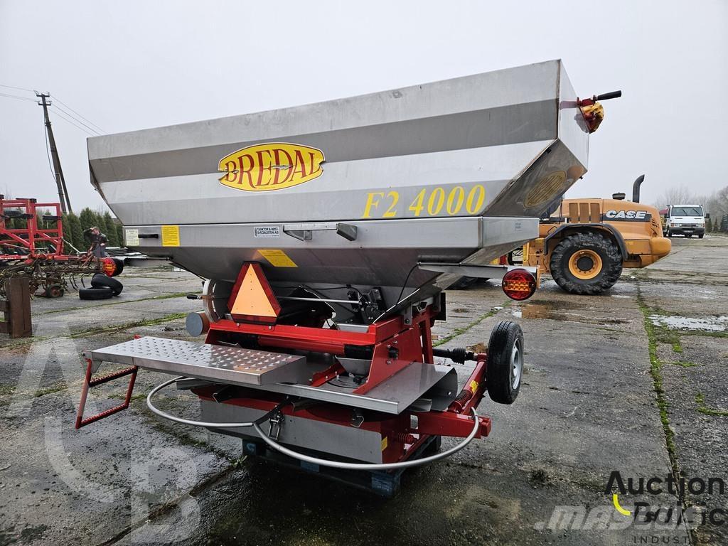 Bredal F 2RF Rozrzutnik nawozów mineralnych