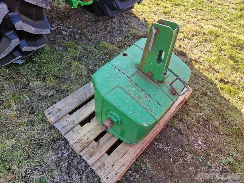 John Deere 900 kg Inne akcesoria do ciągników