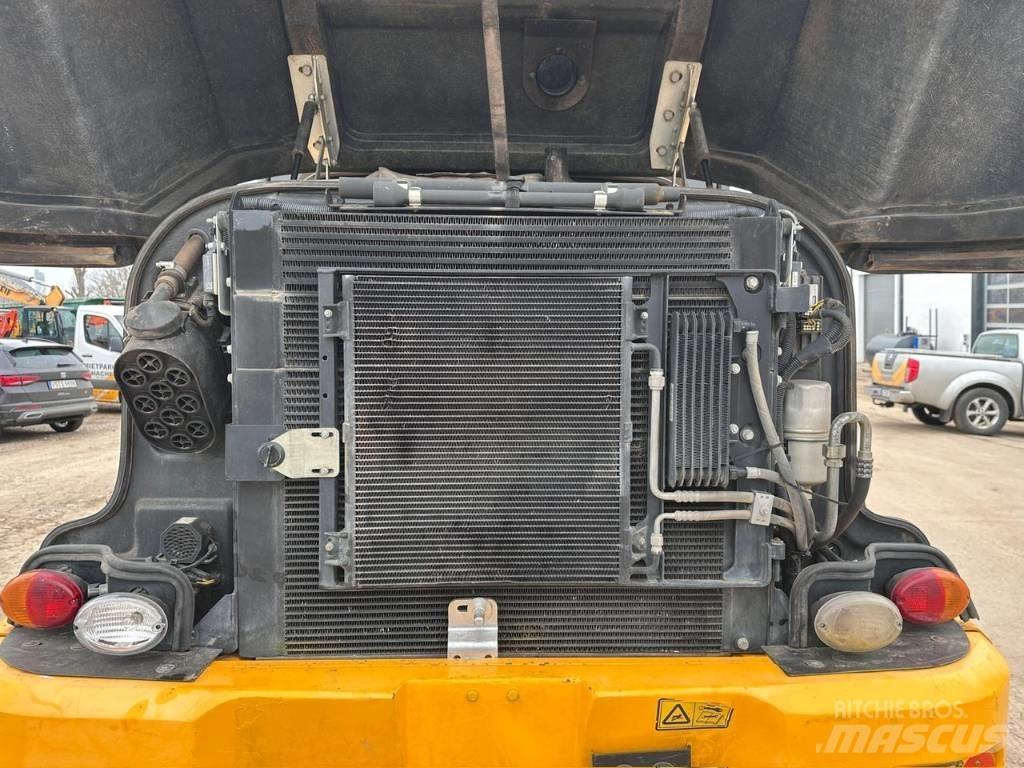 JCB TM 320 S Ładowarki teleskopowe