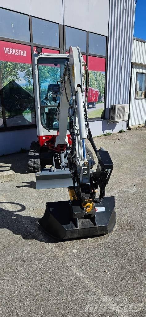 Takeuchi TB 320 Minikoparki