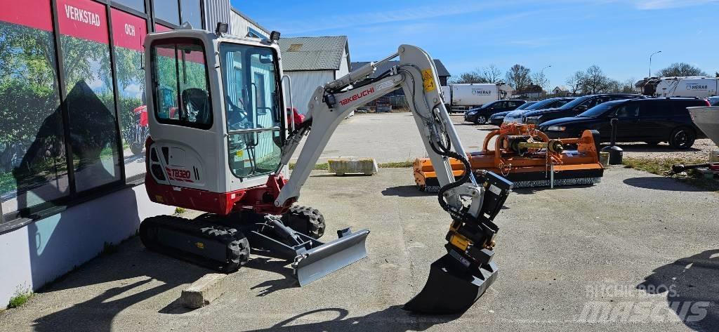 Takeuchi TB 320 Minikoparki