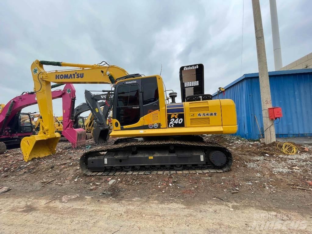 Komatsu PC 240 Koparki gąsienicowe