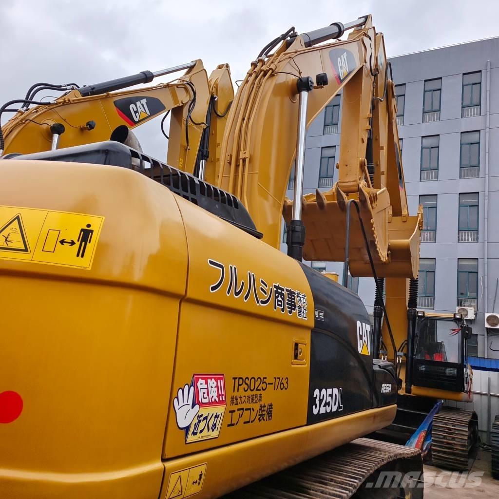 CAT 325 D Koparki gąsienicowe