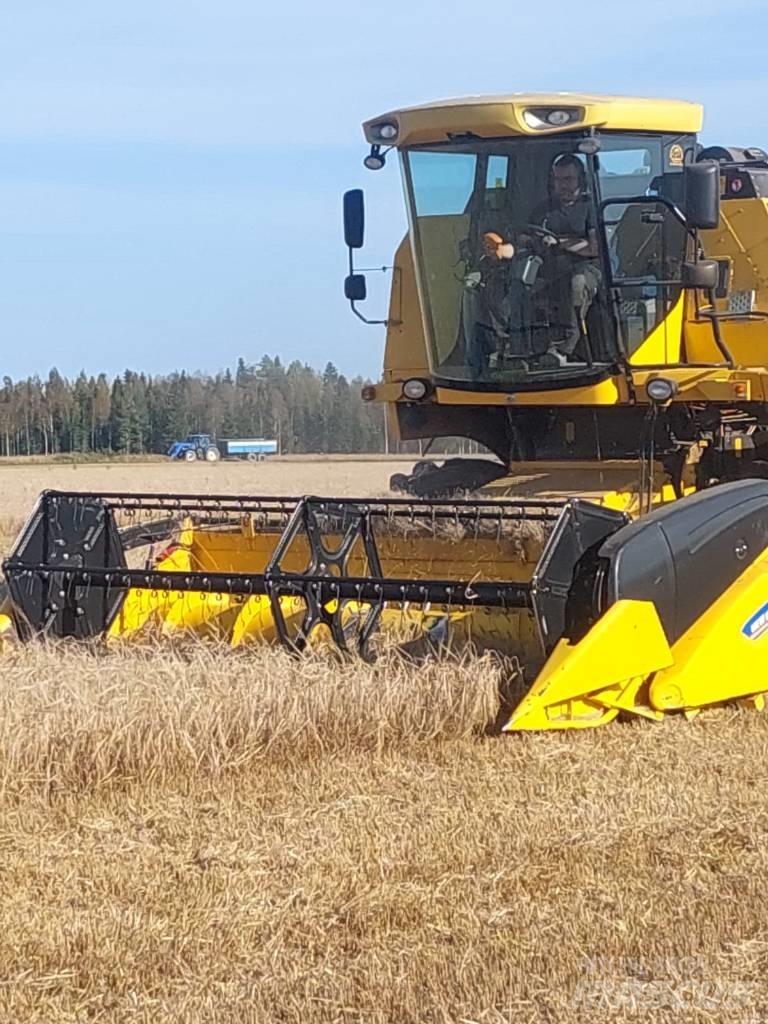 New Holland TC 5050 Kombajny zbożowe