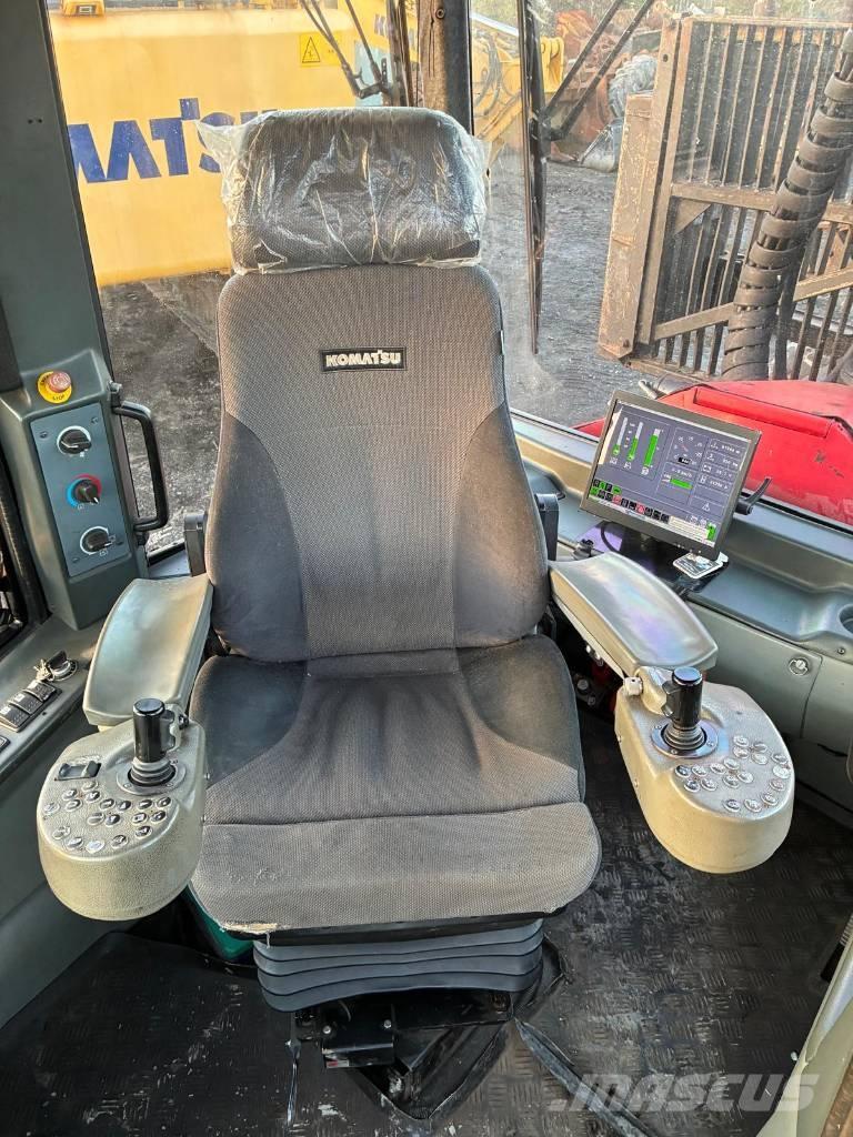 Komatsu 860.4 Forwardery