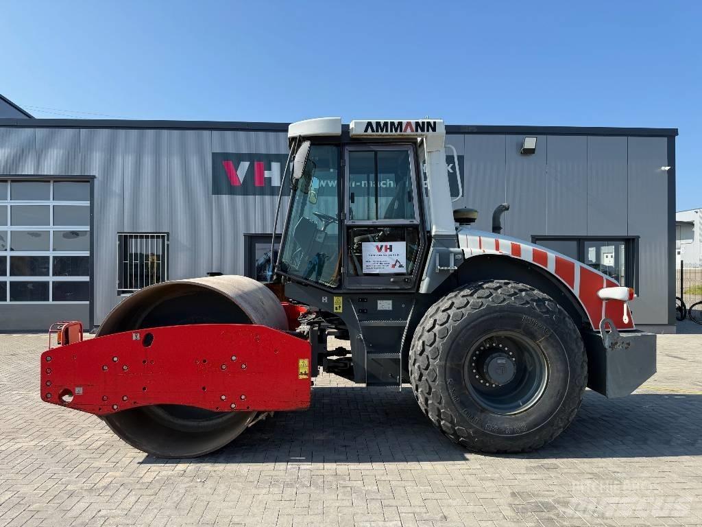 Ammann ASC 110 Walce jednobębnowe