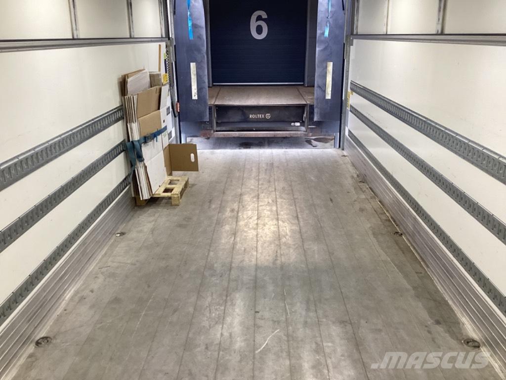 Scania P 280 CNG Samochody ciężarowe ze skrzynią zamkniętą