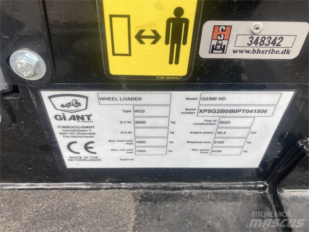GiANT G2300HD Ładowarki wielofunkcyjne