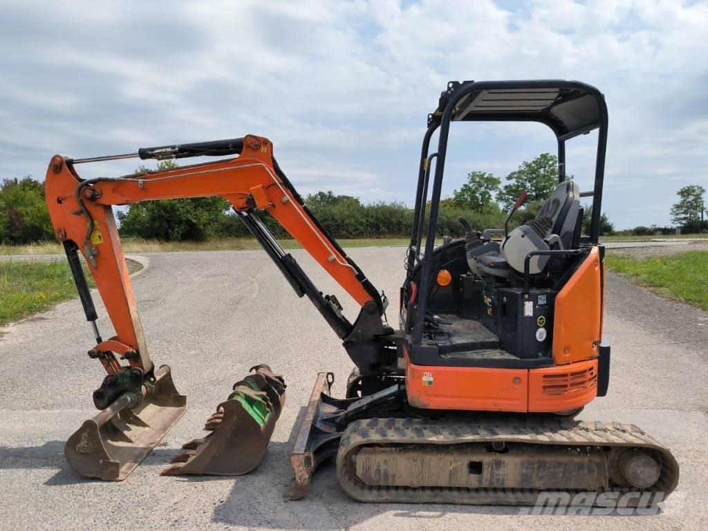 Hitachi ZX 26 U-5A Minikoparki