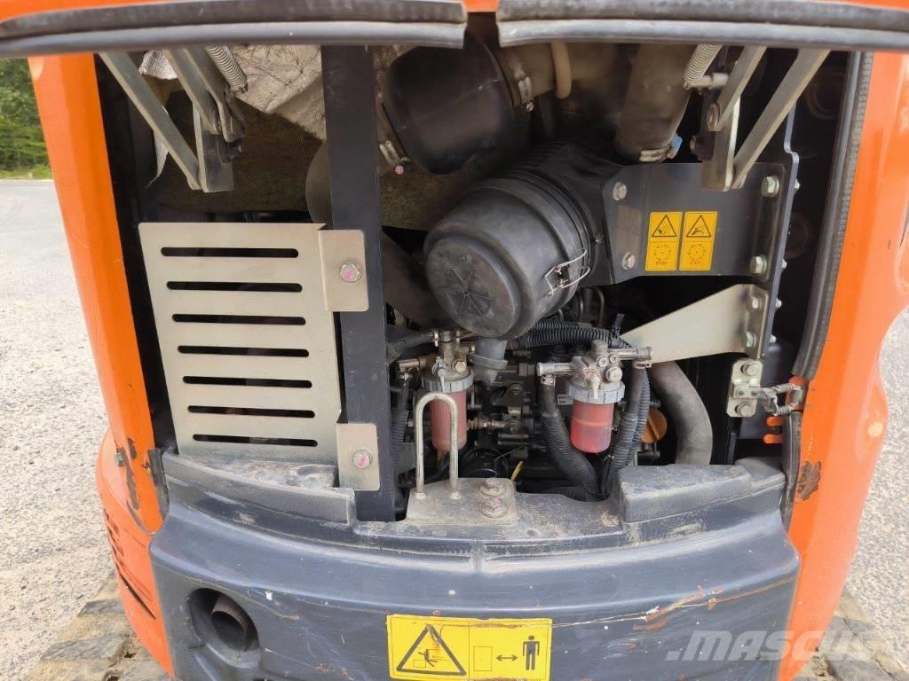 Hitachi ZX 26 U-5A Minikoparki
