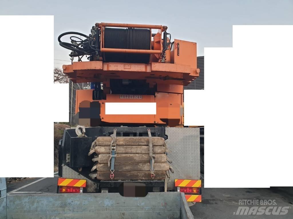 Demag AC 200 Żurawie szosowo-terenowe