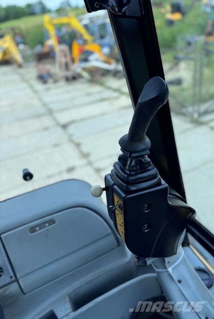 Terex 880 SX Koparko-ładowarki