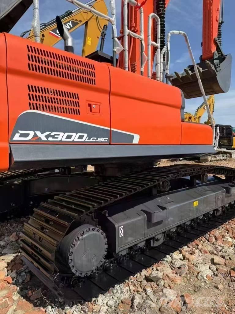 Doosan 300LC-9C Koparki gąsienicowe