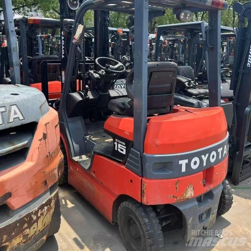 Toyota 15 Wózki elektryczne