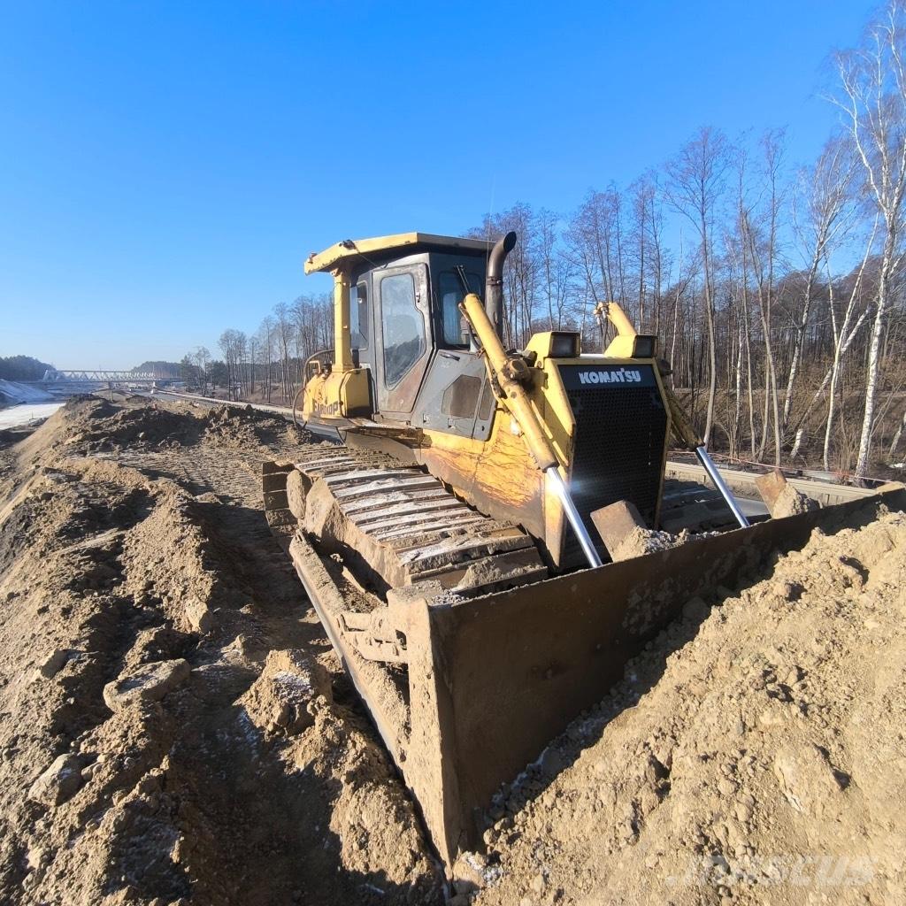 Komatsu D 65 PX-15 Spycharki gąsienicowe