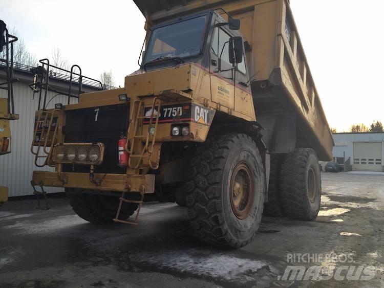 CAT 775 D Wozidła sztywnoramowe