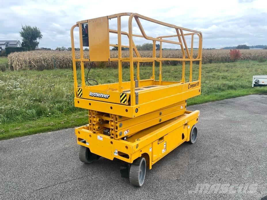 Haulotte Compact 10 Podnośniki nożycowe