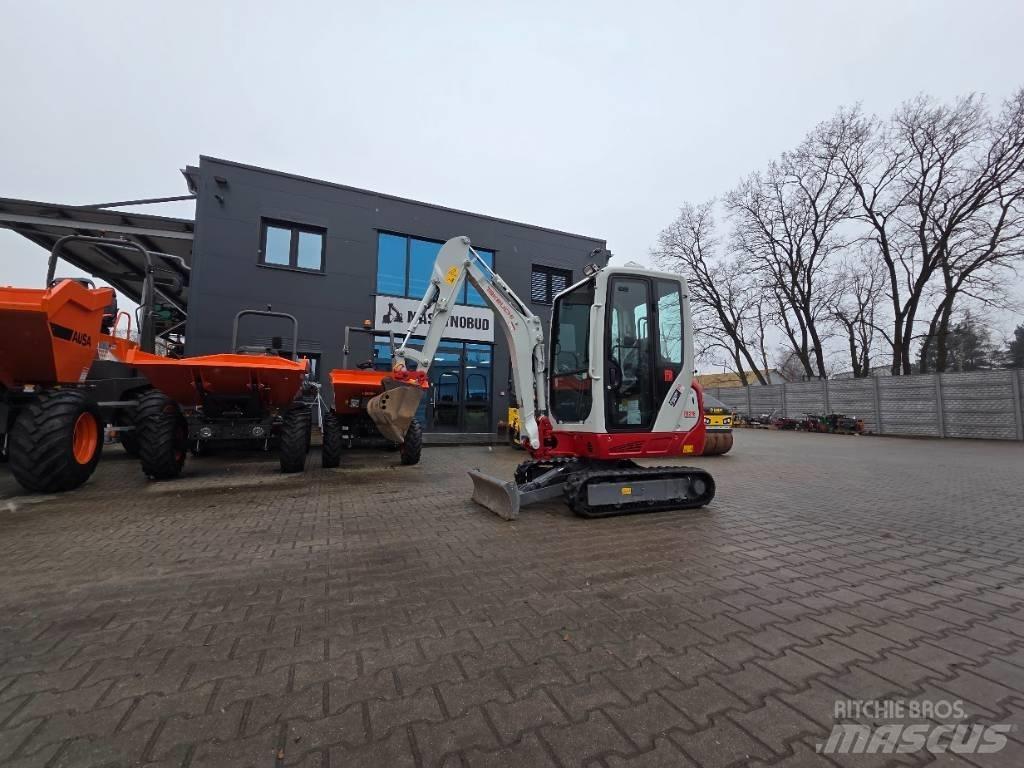 Takeuchi TB 216 Minikoparki