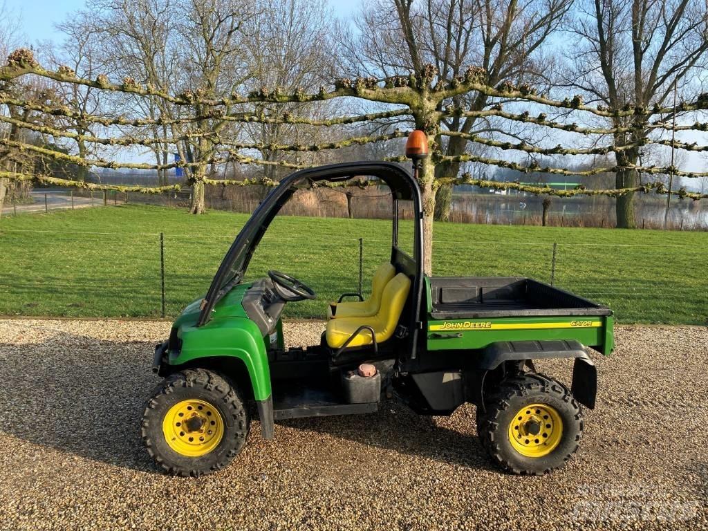 John Deere Gator XUV Maszyny komunalne