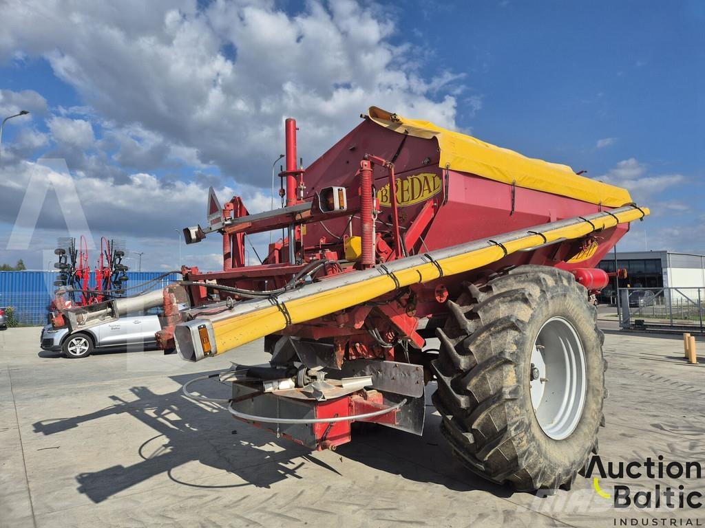 Bredal K 105 Rozrzutnik nawozów mineralnych