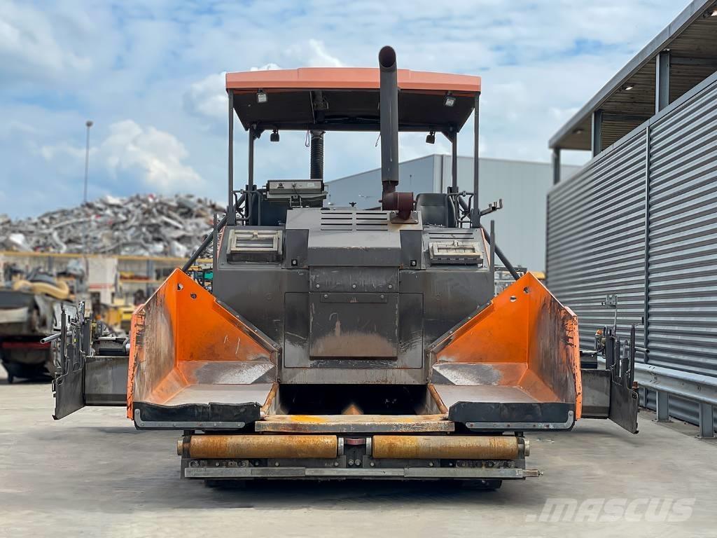 Volvo P7820C Rozściełacze do asfaltu