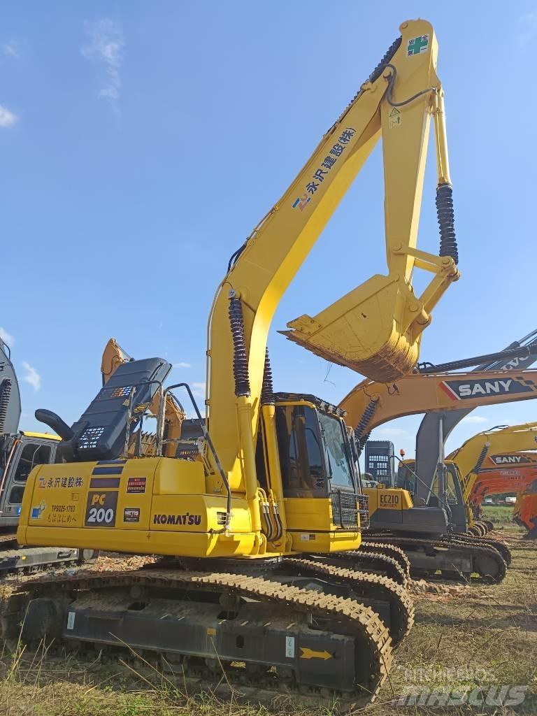 Komatsu PC 200 Koparki gąsienicowe