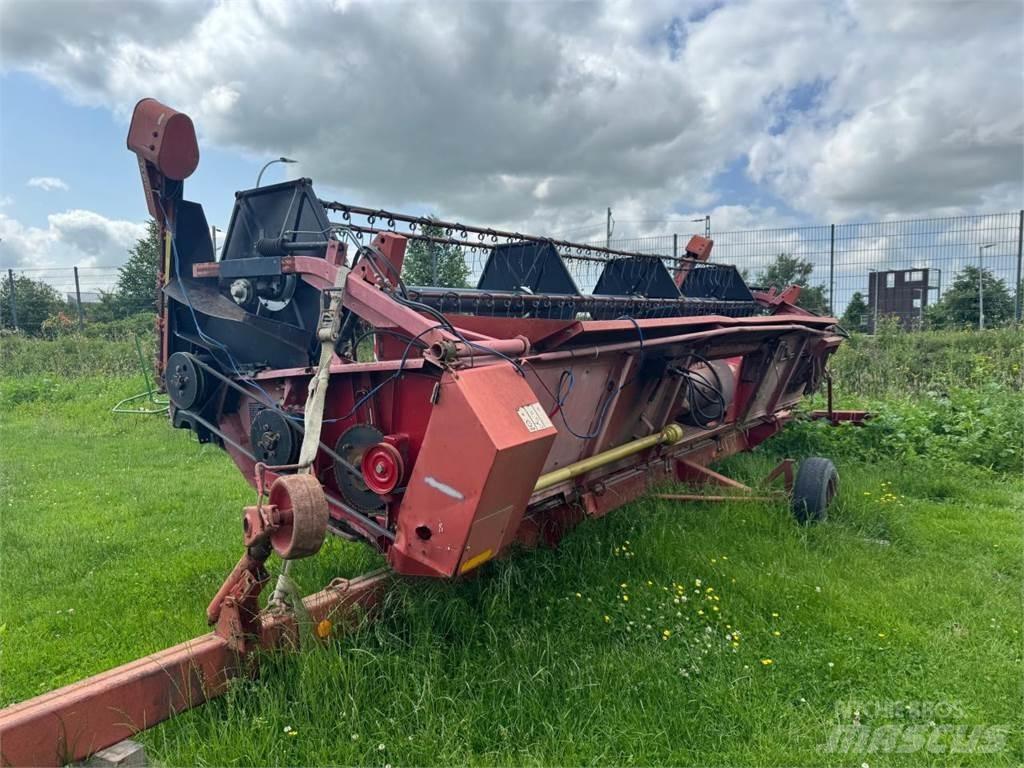 Case IH 1680 Axial Kombajny zbożowe