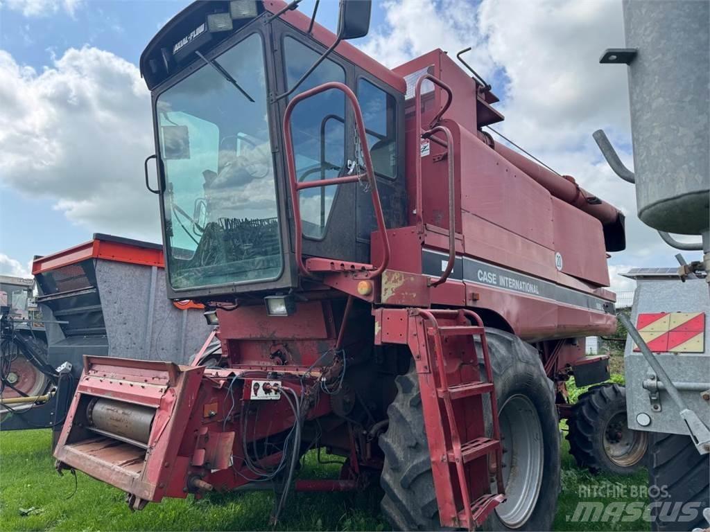 Case IH 1680 Axial Kombajny zbożowe