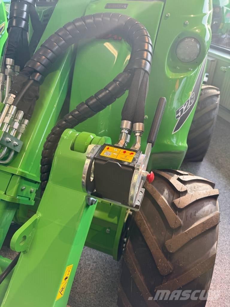 Avant 528 Ładowarki burtowe