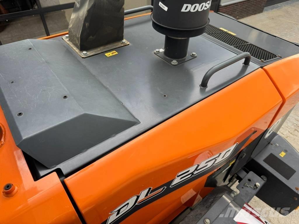 Doosan DL 250-7 Ładowarki kołowe