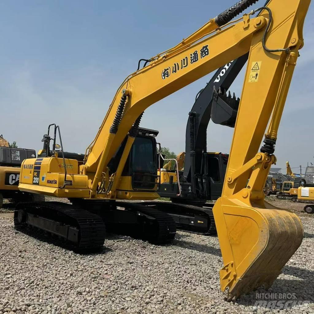 Komatsu PC 200-8 Koparki gąsienicowe