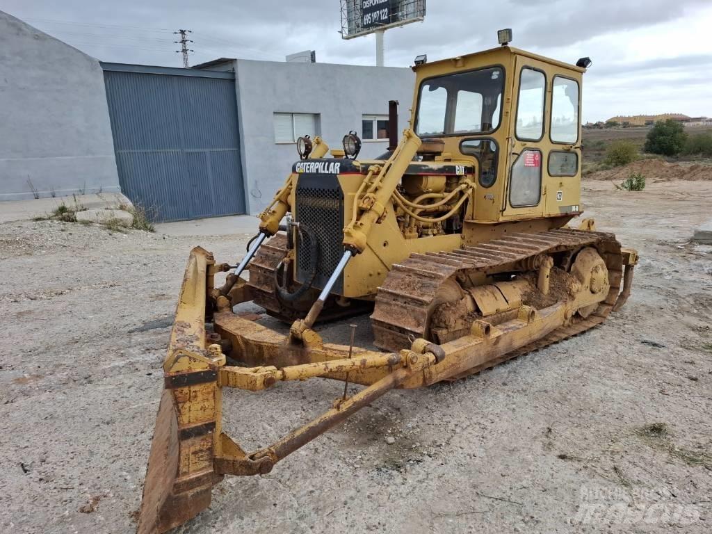 CAT D 4 D Spycharki gąsienicowe